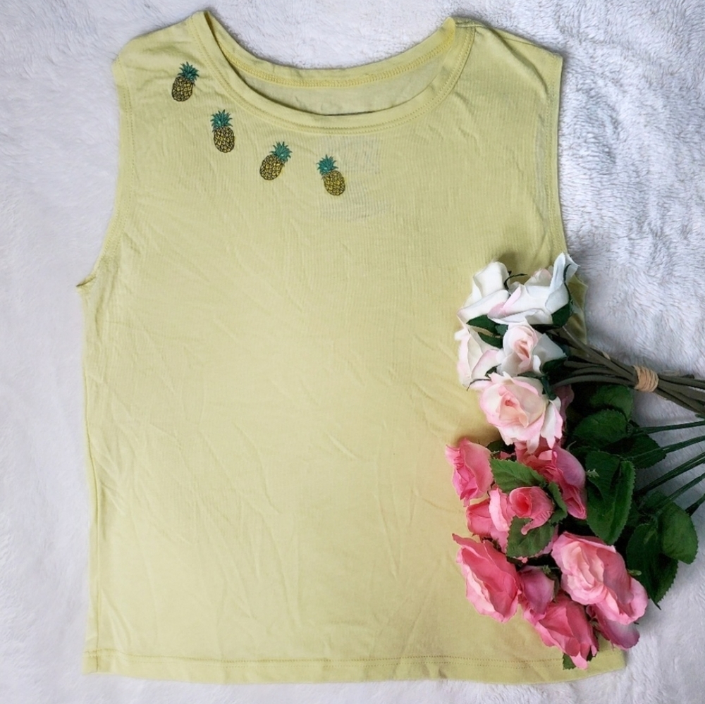 NWOT Yellow Pineapple Tank Top SMALL